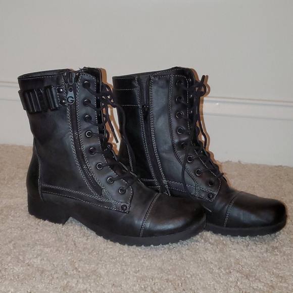 balmy combat boot